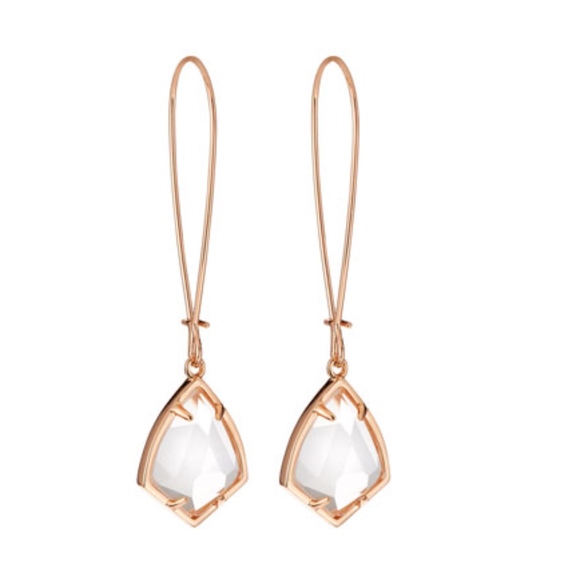 Carinne hotsell kendra scott